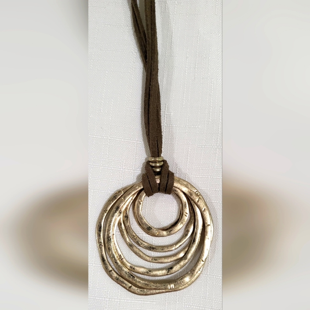 Hammered metal layered corded adjustable necklace‎